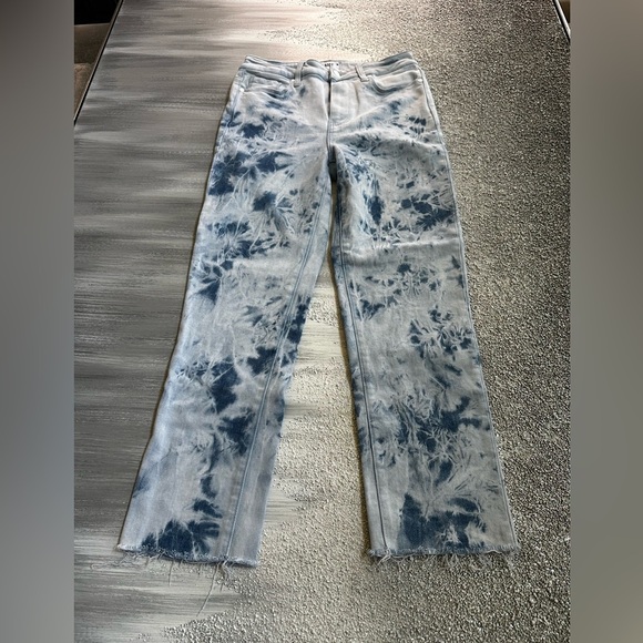 PAIGE Light Blue Denim - Picture 3 of 11
